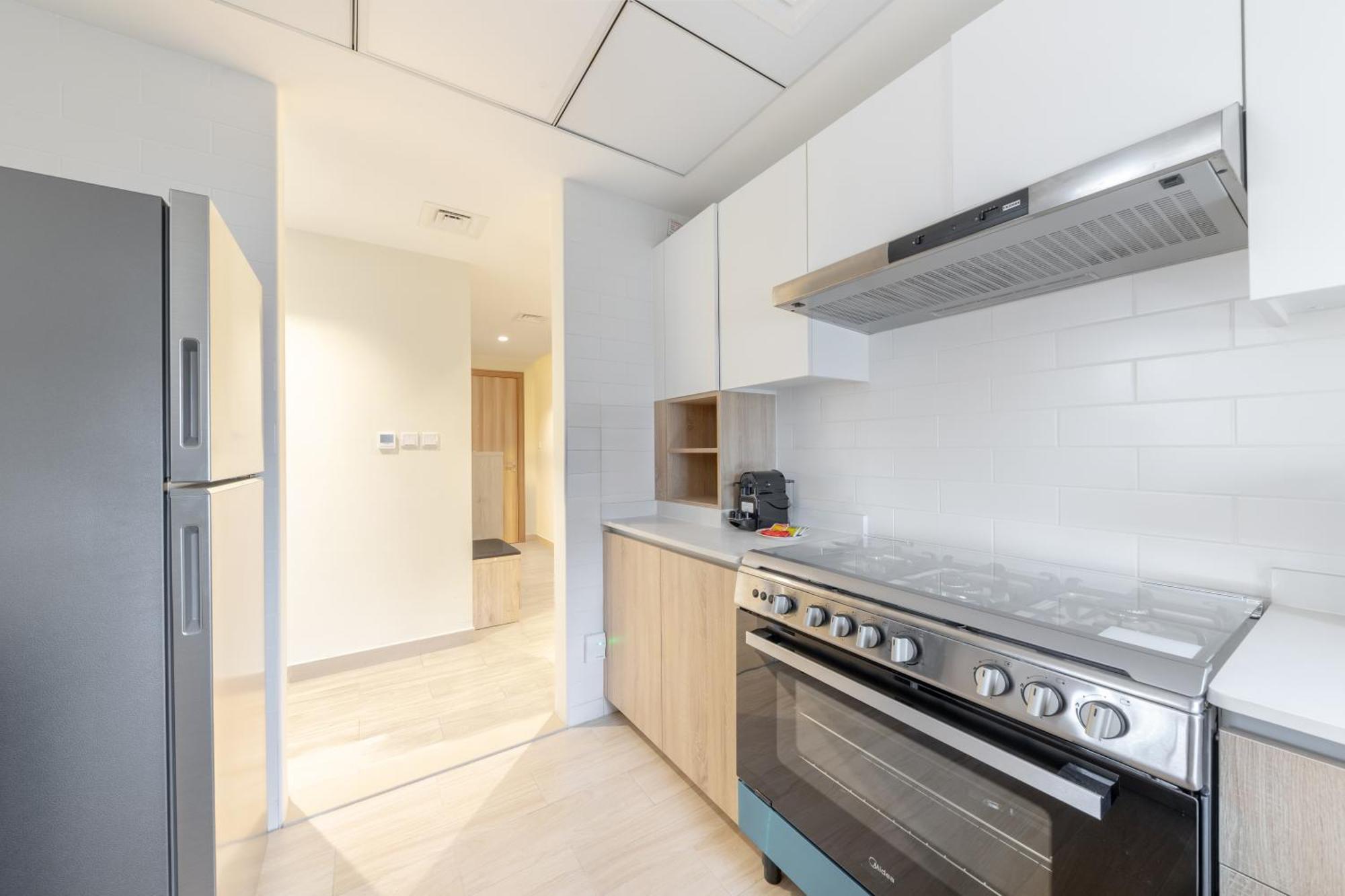 Canal View, Partial Burj Khalifa View, Brand New * Dubai