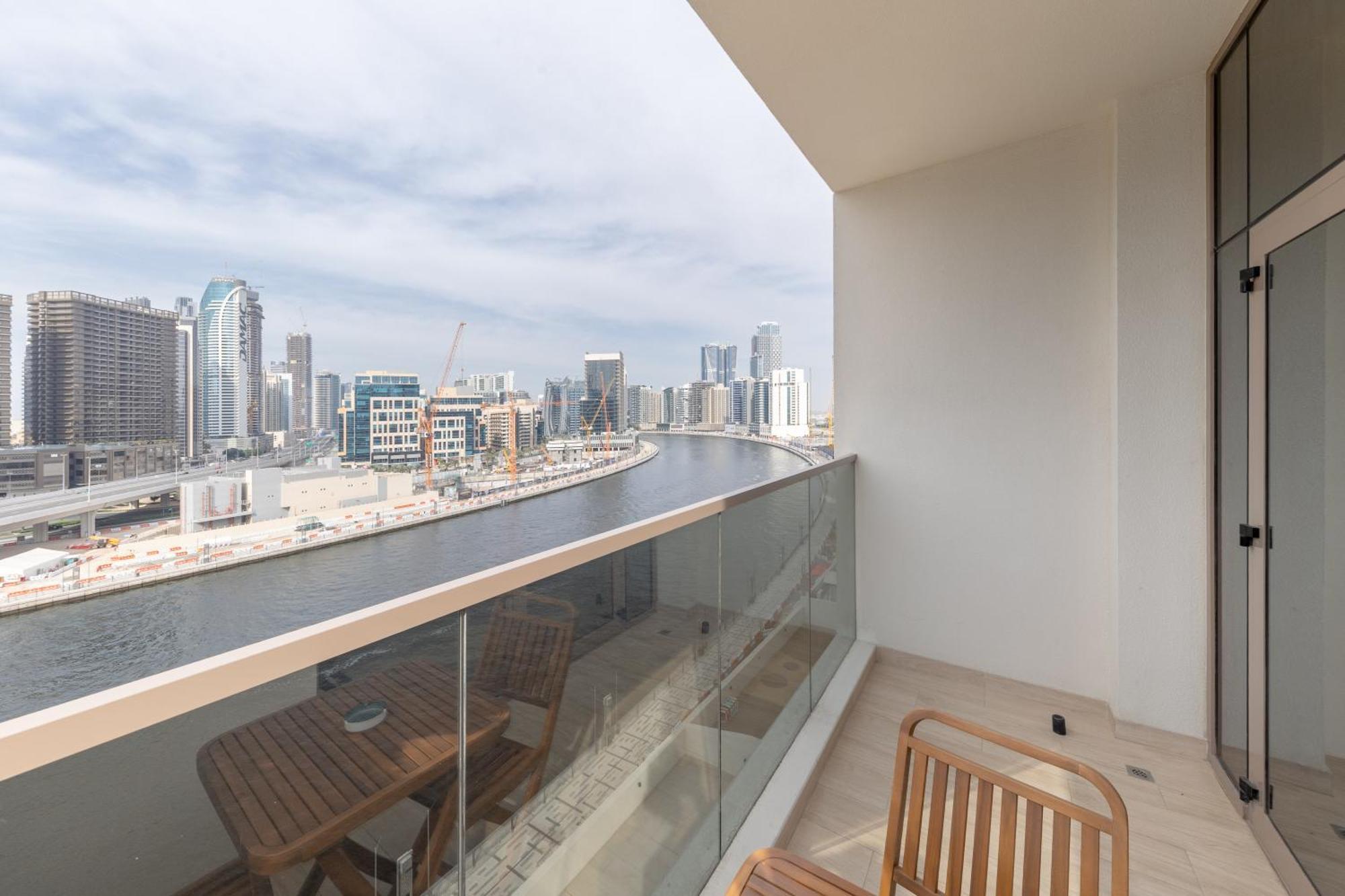 Canal View, Partial Burj Khalifa View, Brand New * Dubai